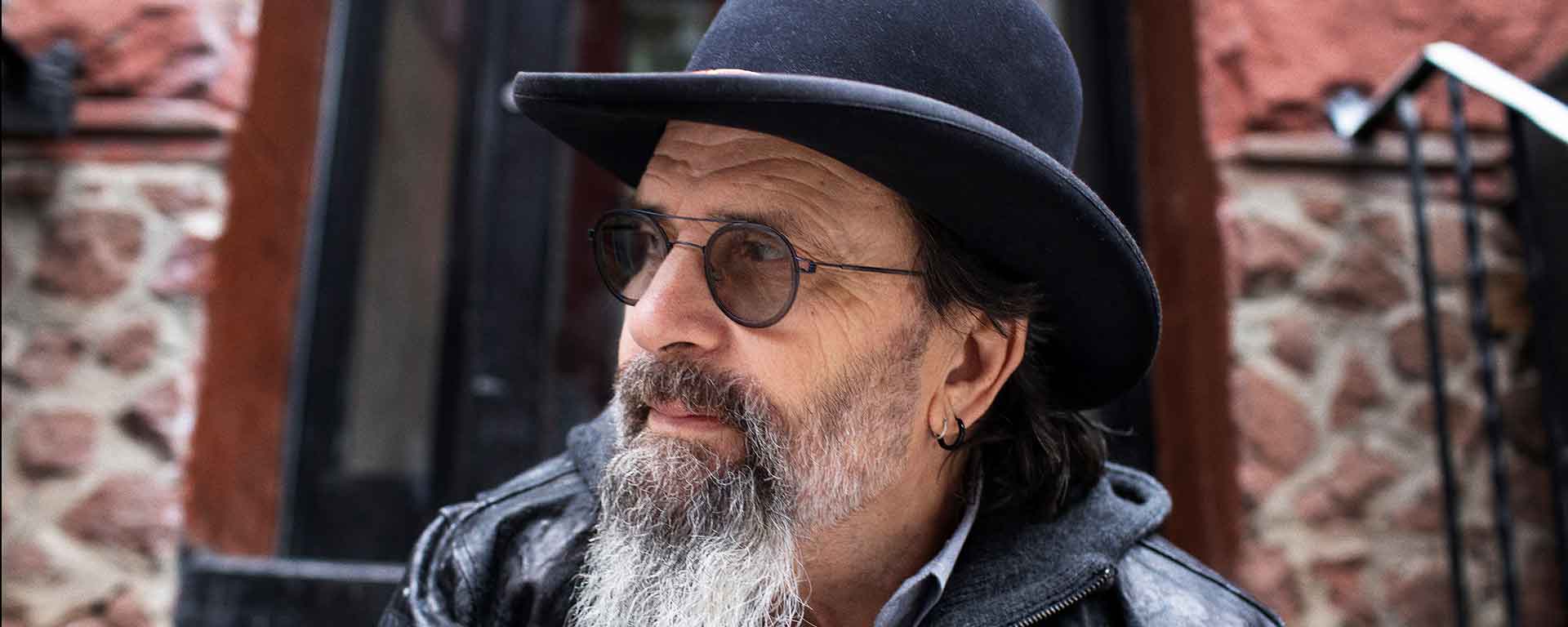 Steve Earle - Solo and Acoustic